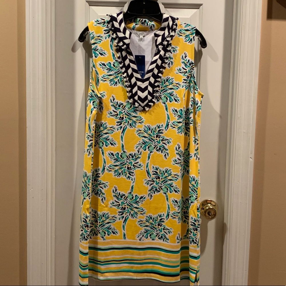 Crown & Ivy... Women’s Size M (BNWT) Yellow Dress!